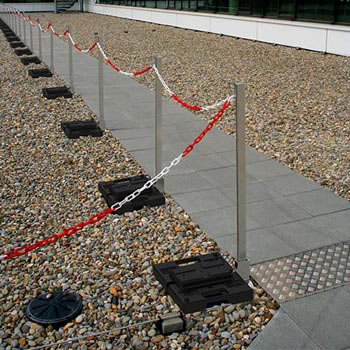 delimit-systeme-balisage-aluminium-toiture-terrasse-securite-leste-aluminium